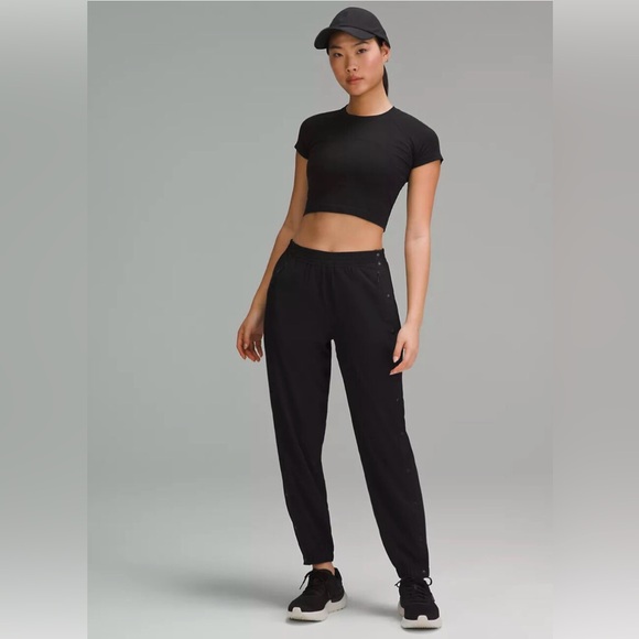 lululemon black jogger track pants NWT - Picture 10 of 15